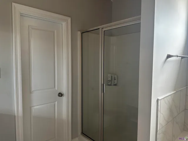 $1,950 | 7054 Mickens Road, Baton Rouge, LA 70811