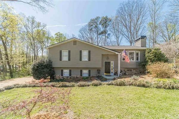 $359,900 | 1377 Candlelite Lane, Snellville, GA 30078