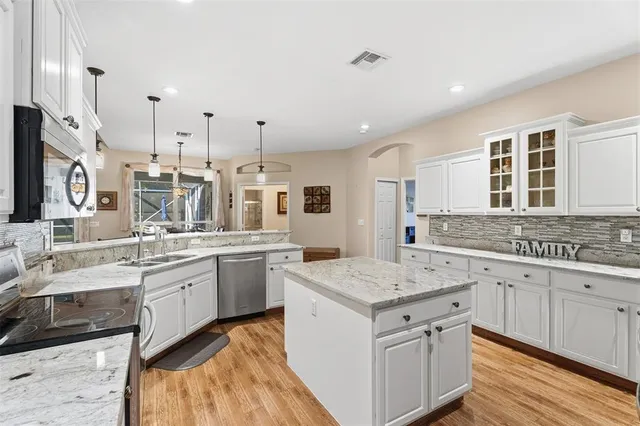 $1,325,000 | 10418 Trailwood Circle, Jupiter, FL 33478