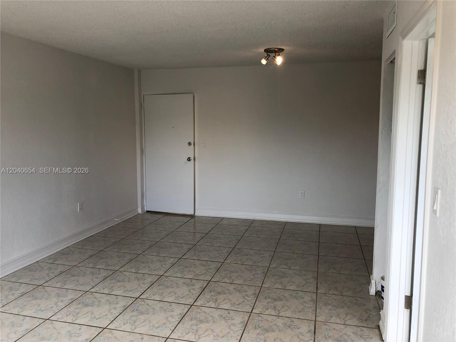 444 Southwest 4th Street, Unit 404 Miami, FL 33130 - Photo 9 of 25