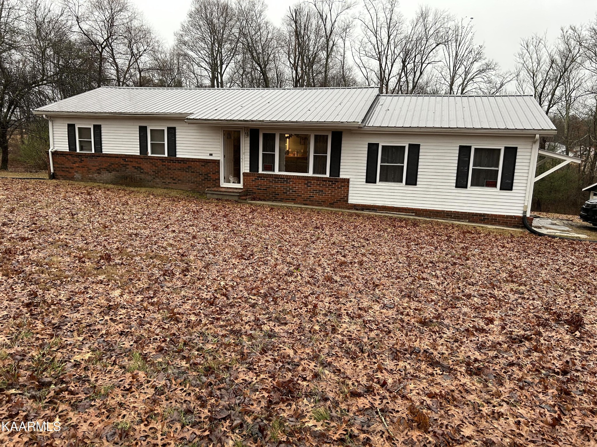 2421 Tinchtown Road Jamestown, TN 38556 - Photo 2 of 19 Gallery Image 2