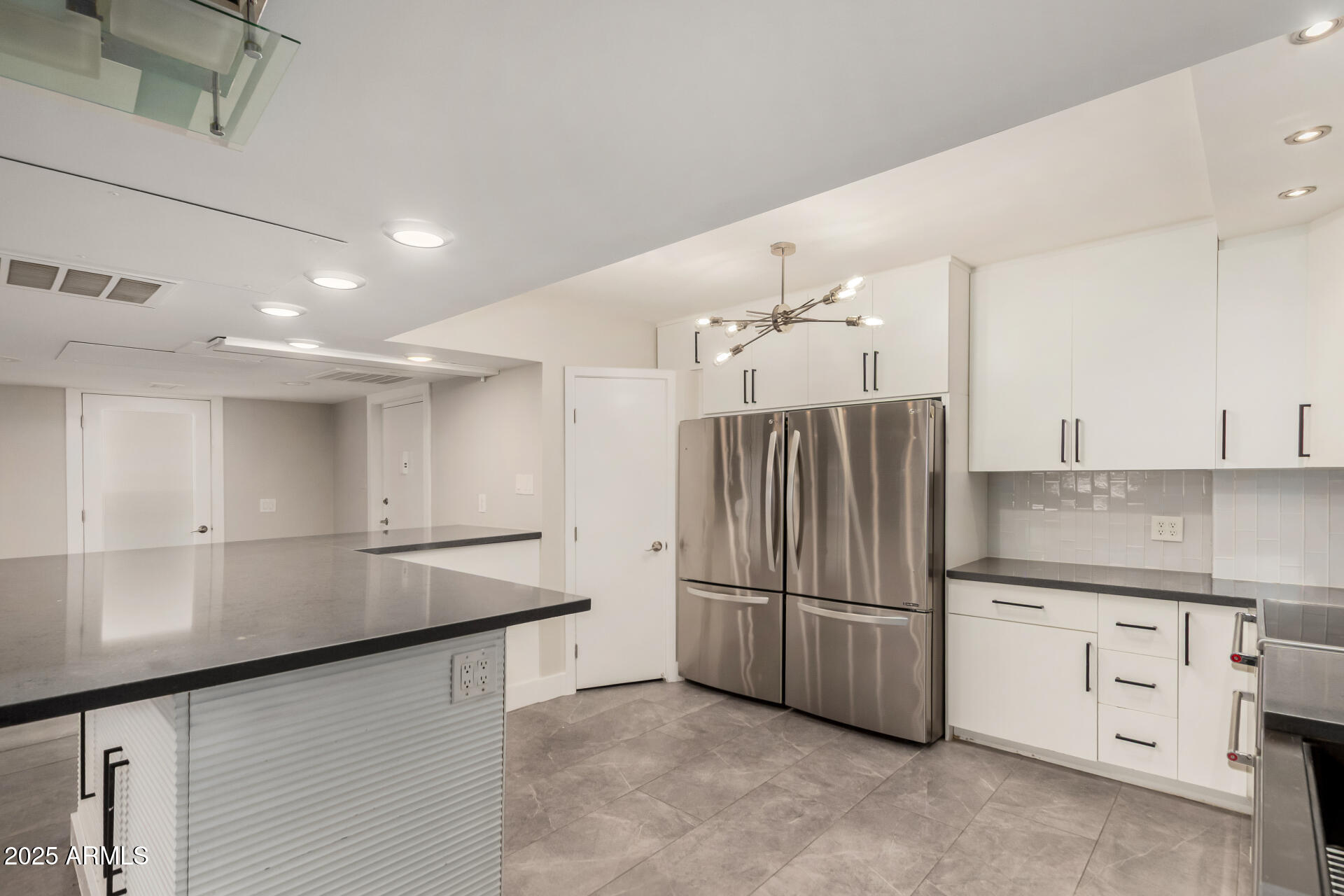 353 East Thomas Road, Unit C101 Phoenix, AZ 85012 - Photo 10 of 30 10 - Thomas