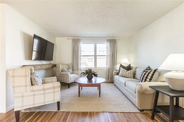 $199,900 | 6438 Sterling Circle, Victor, NY 14564