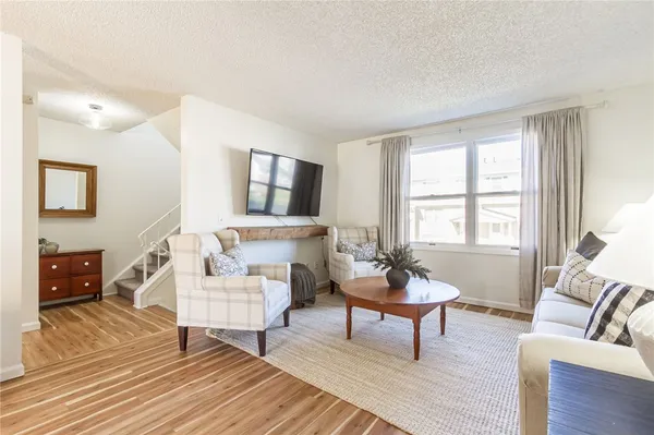 $199,900 | 6438 Sterling Circle, Victor, NY 14564