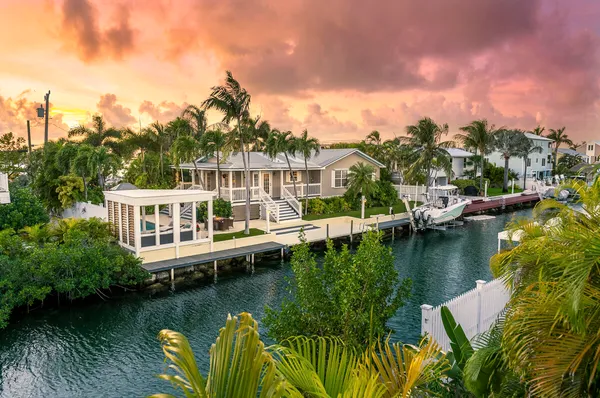 $6,000 | 6 Calle Dos, Key West, FL 33040