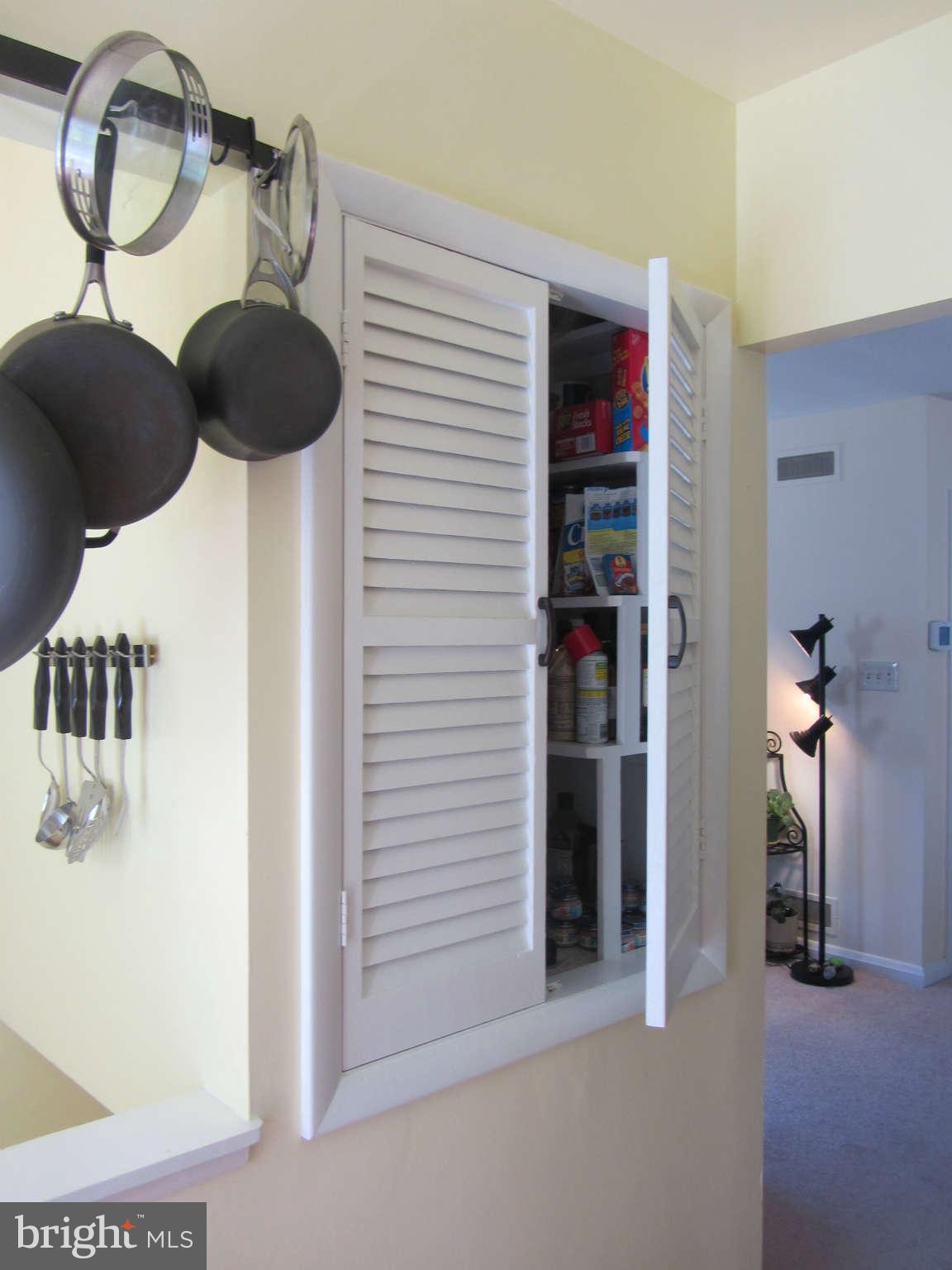 216 Burning Tree Road Lutherville-Timonium, MD 21093 - Photo 13 of 30 Interior (General)