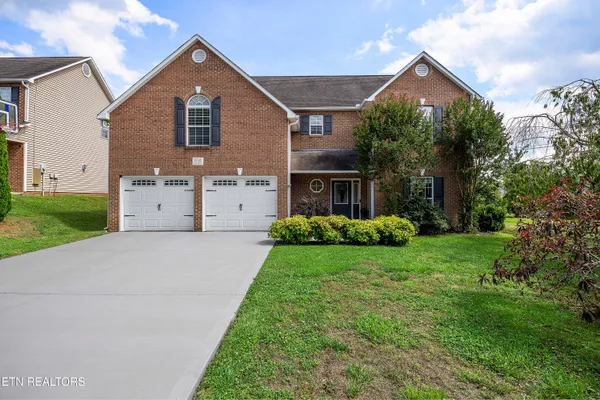 $685,000 | 12742 Distant View Lane, Knoxville, TN 37922