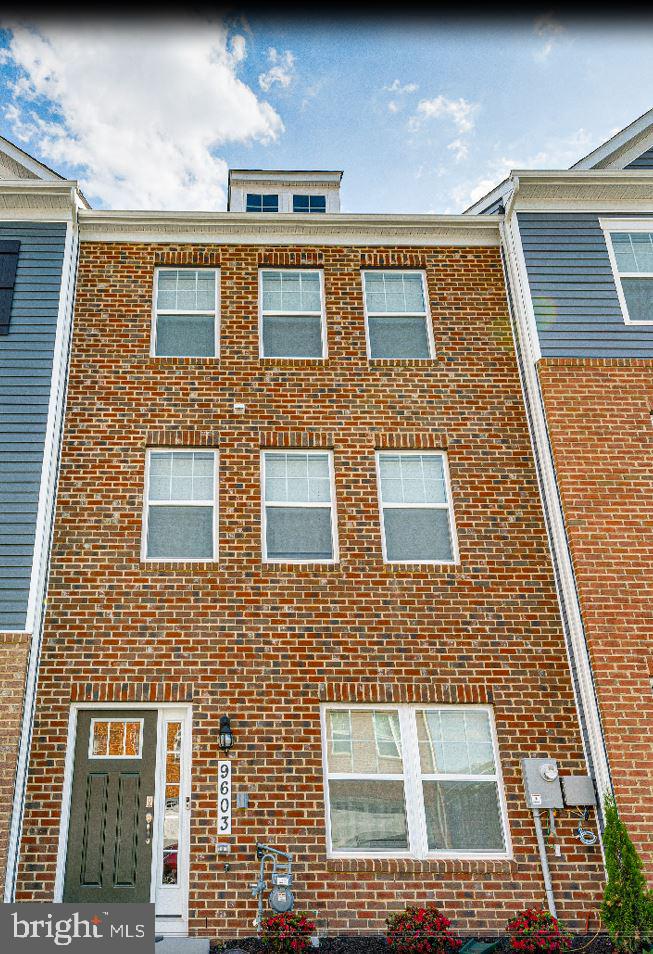 9603 SILVER BLUFF Way