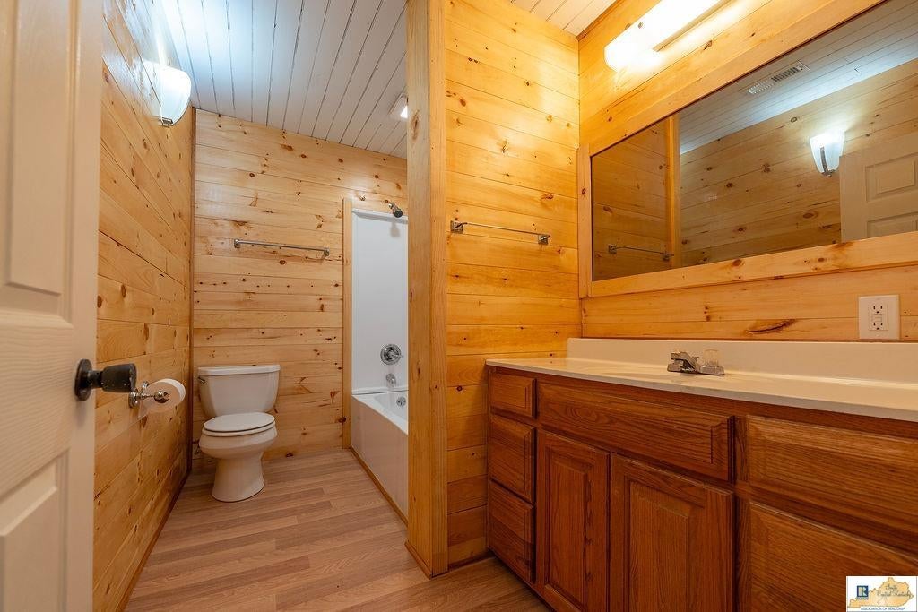 1047 Cedar Top Church Road Edmonton, KY 42129 - Photo 17 of 39 Gallery Image 17
