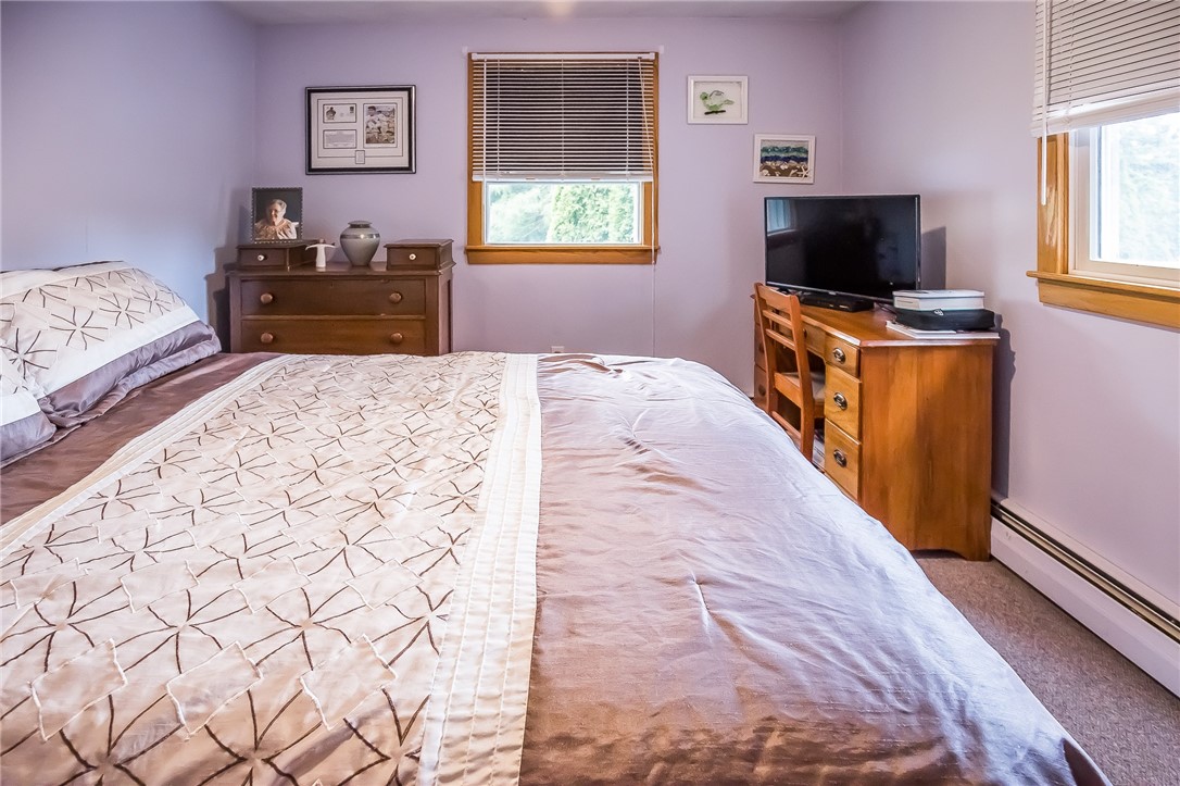 41 Kingswood Road Bristol, RI 02809 - Photo 17 of 36 Gallery Image 17