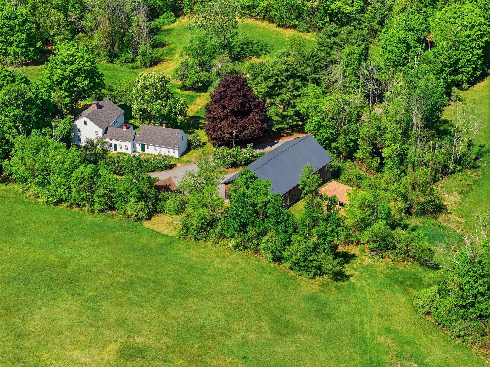 88 Saunders Road Goffstown, NH 03045 - Photo 2 of 60