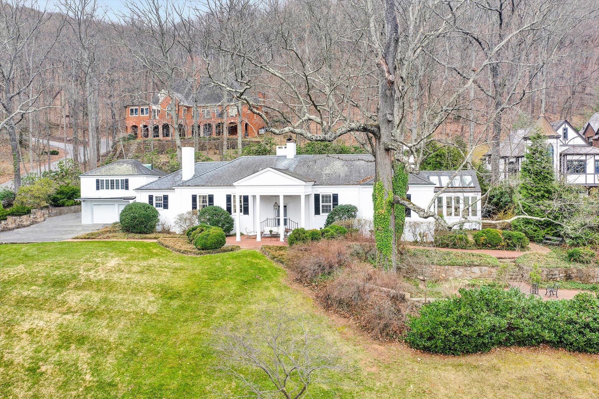 2402 Woodcliff Road Southeast Roanoke, VA 24014 - Photo 1 of 52 Main