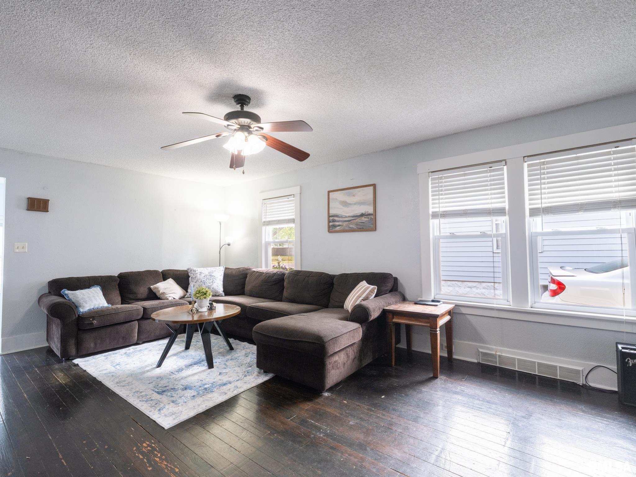 1307 State Street Pekin, IL 61554 - Photo 9 of 50
