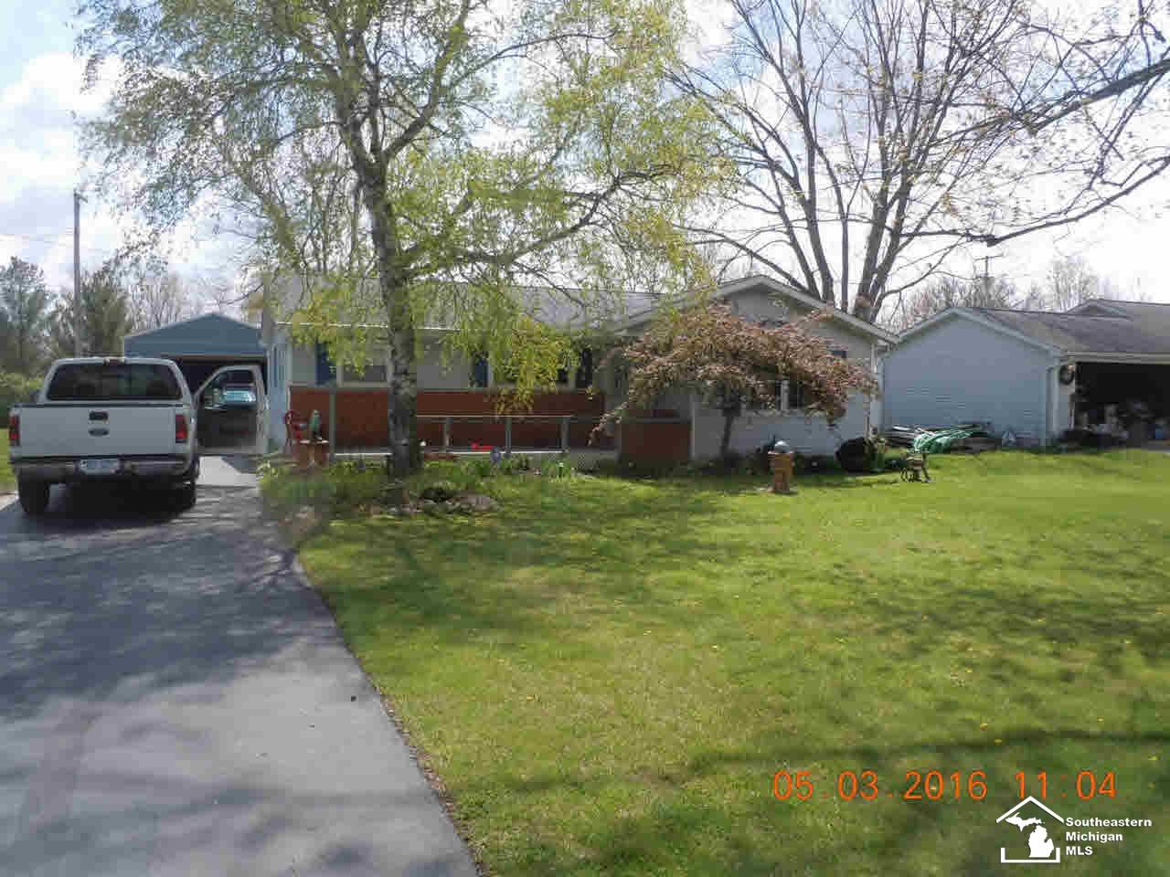 2380 Ida Maybee Road Monroe, MI 48162 - Photo 3 of 15 21145752-2.JPG