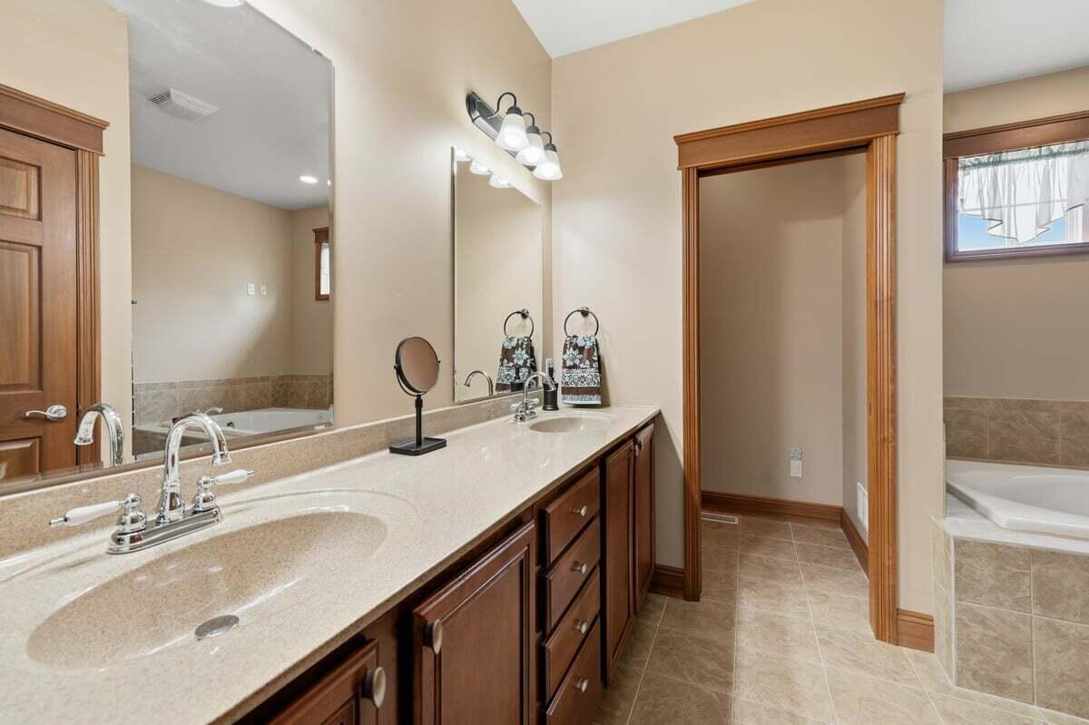 118 Windridge Road Valparaiso, IN 46385 - Photo 26 of 70 1200x799