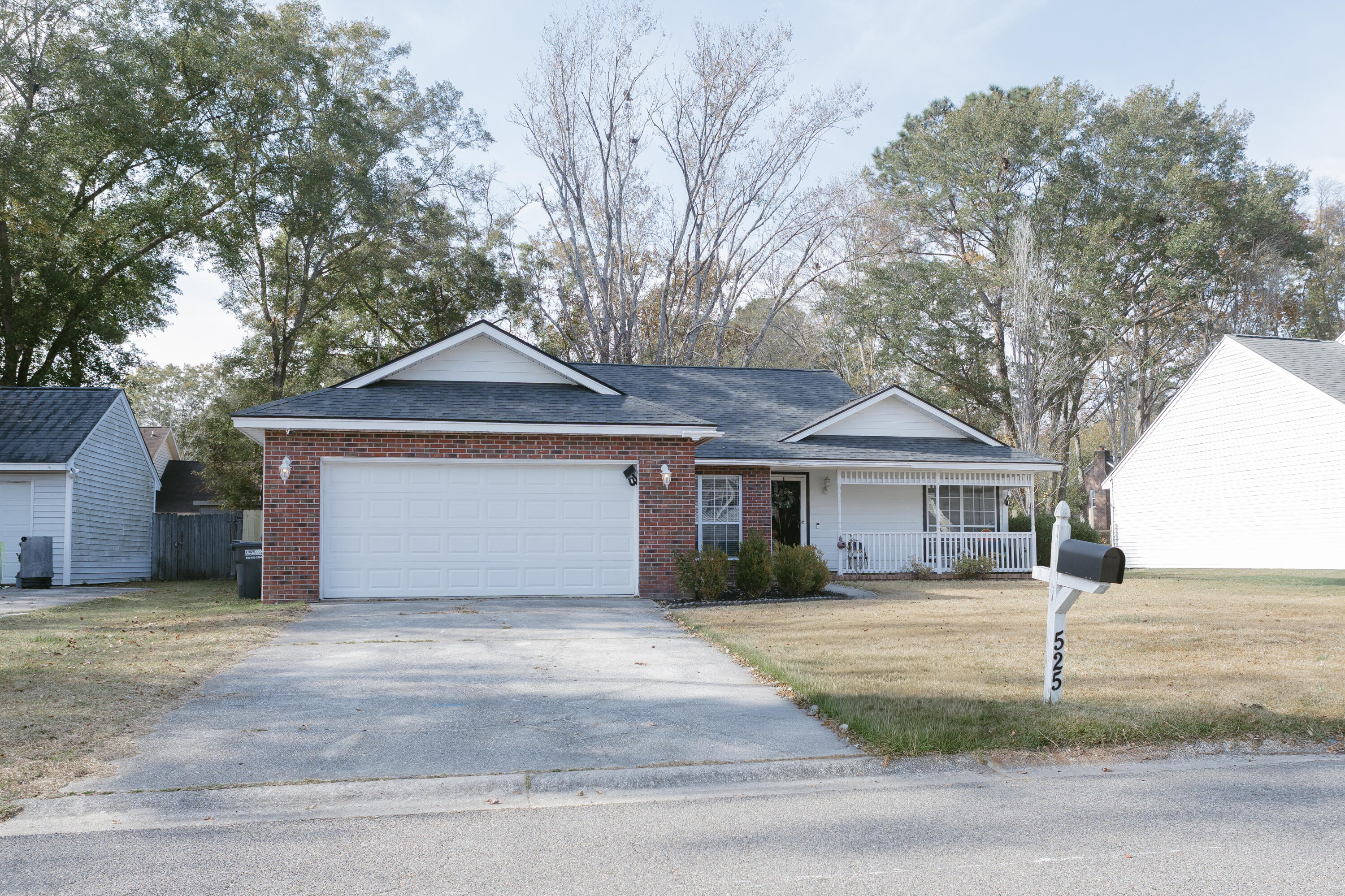 525 Laurel Ridge Road Charleston, SC 29418 - Photo 1 of 42 20251121-_I1A0178