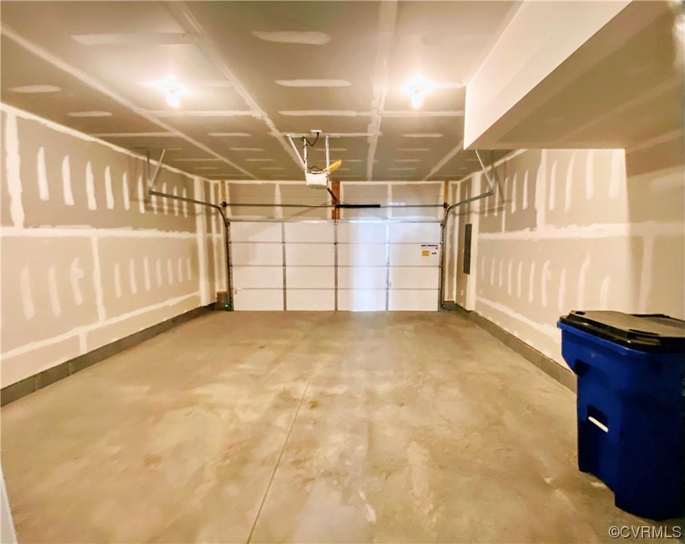 7001 Dunton Road Chesterfield, VA 23832 - Photo 5 of 28 a view of a garage