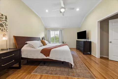 $470,000 | 306 Fargo Street, Houston, TX 77006