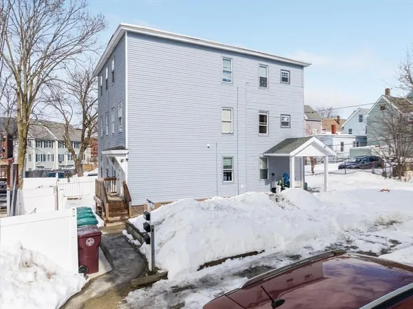$999,000 | 50-52 Andrews Street, Lowell, MA 01852