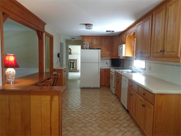 12 Addison Road Wilbraham, MA 01095 - Photo 3 of 22 Gallery Image 3