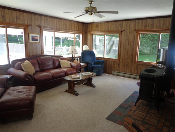12 Addison Road Wilbraham, MA 01095 - Photo 5 of 22 Gallery Image 5