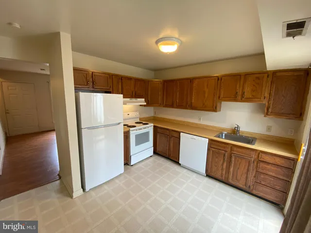 $1,745 | 509 Powhatan Court, Stafford, VA 22556