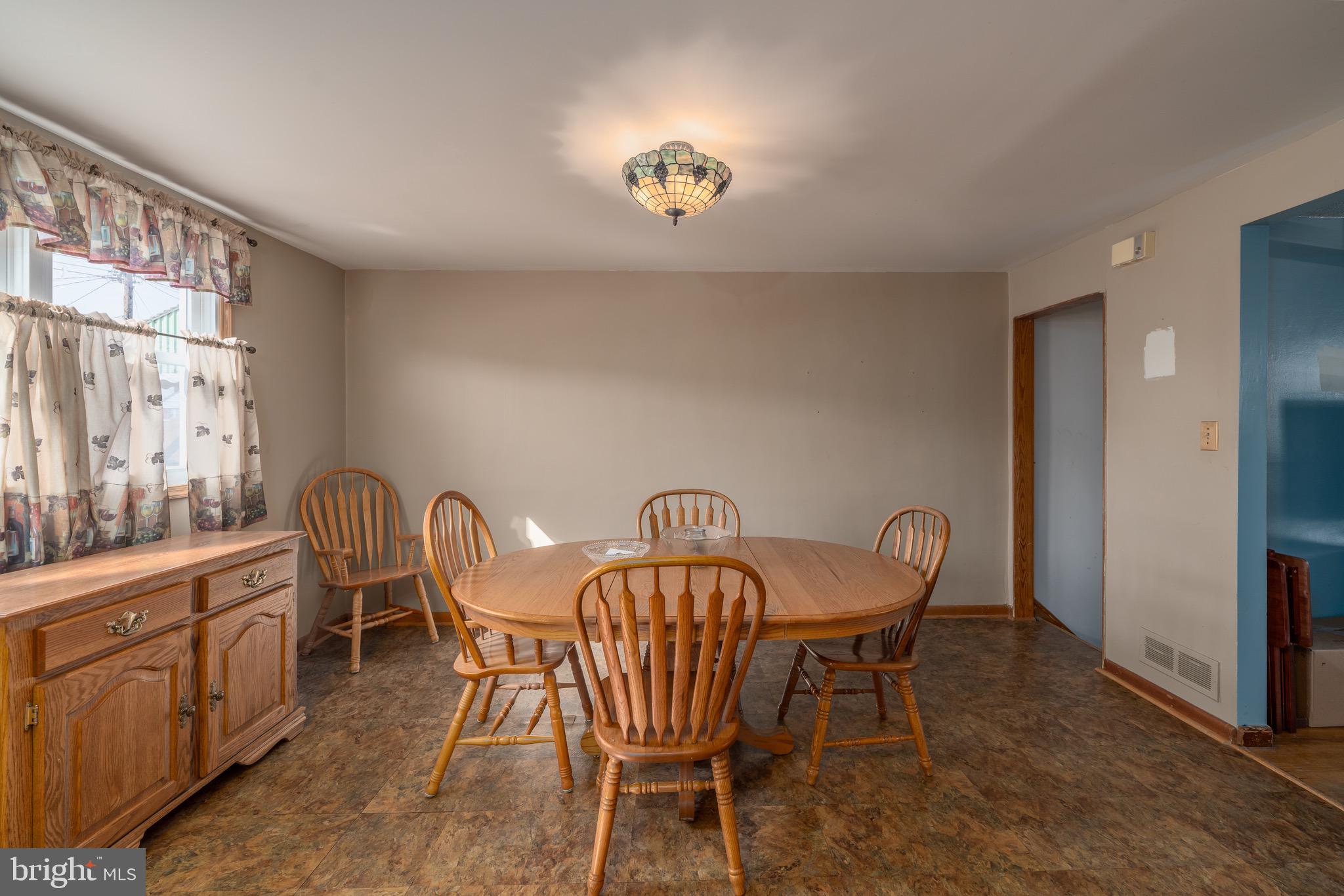 7825 Harold Road Baltimore, MD 21222 - Photo 4 of 15