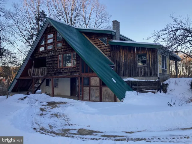 $205,000 | 550 Greenhouse Road, Middleburg, PA 17842