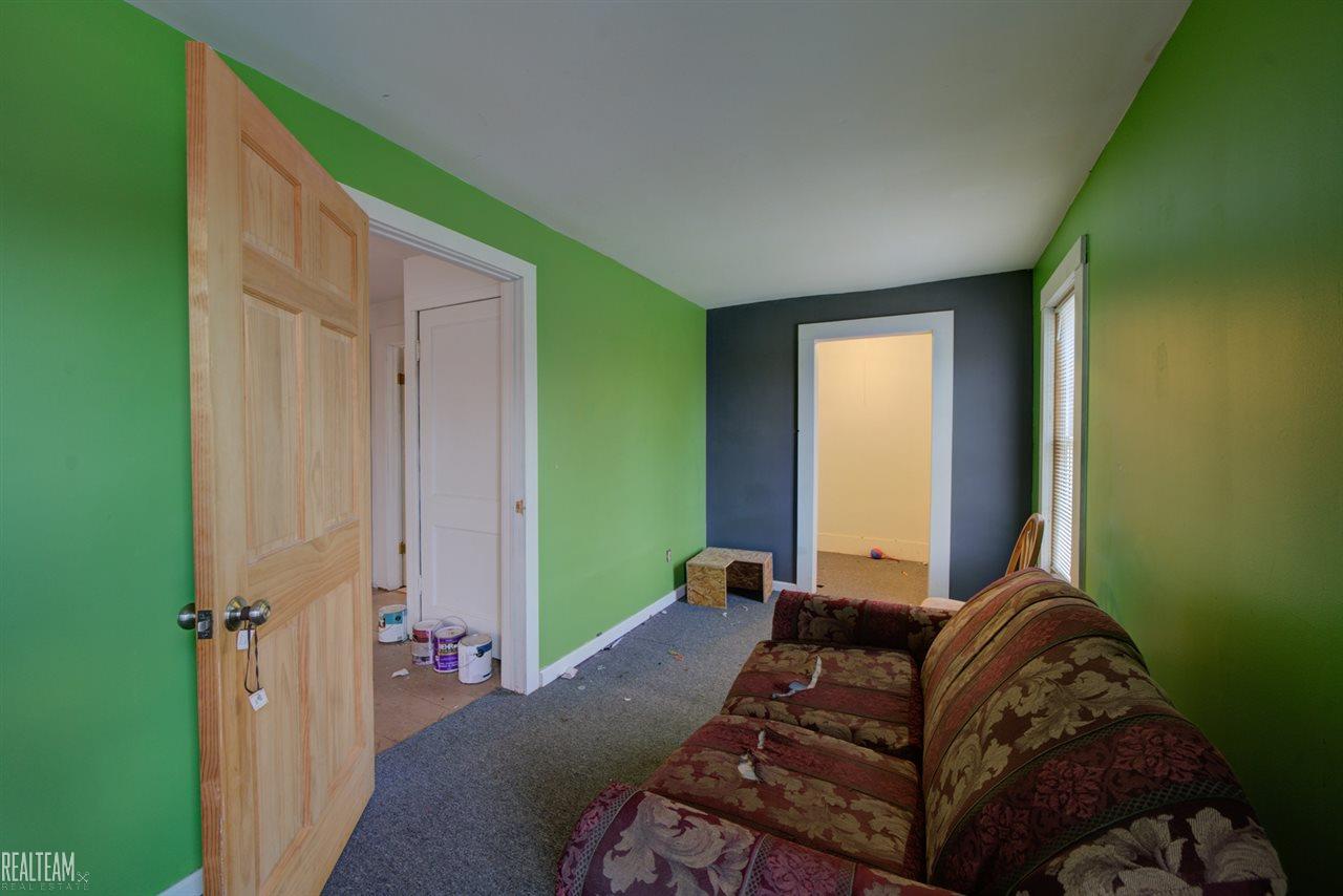 37820 Division Road Richmond, MI 48062 - Photo 28 of 39 31346131-27.JPG