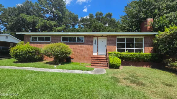 $1,250 | 980 Ave Of Pines, Macon, GA 31204