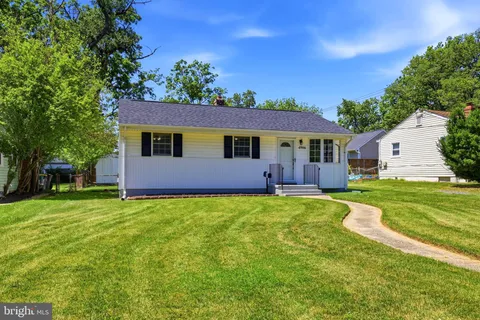 $385,000 | 4906 41st Place, Hyattsville, MD 20781