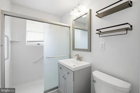 $385,000 | 4906 41st Place, Hyattsville, MD 20781