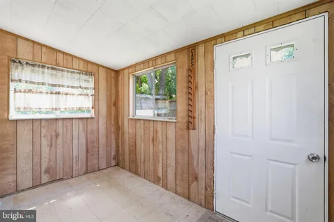 $385,000 | 4906 41st Place, Hyattsville, MD 20781
