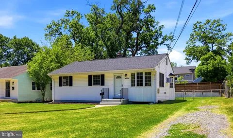 $385,000 | 4906 41st Place, Hyattsville, MD 20781