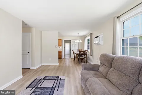 $385,000 | 4906 41st Place, Hyattsville, MD 20781
