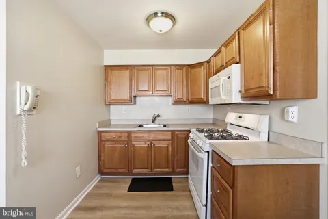 $385,000 | 4906 41st Place, Hyattsville, MD 20781