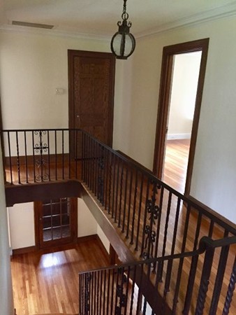 246 Colony Road Longmeadow, MA 01106 - Photo 4 of 25 Gallery Image 4