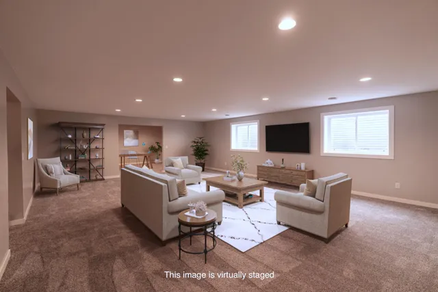 $450,000 | 225 Pinehurst Drive, Mankato, MN 56001