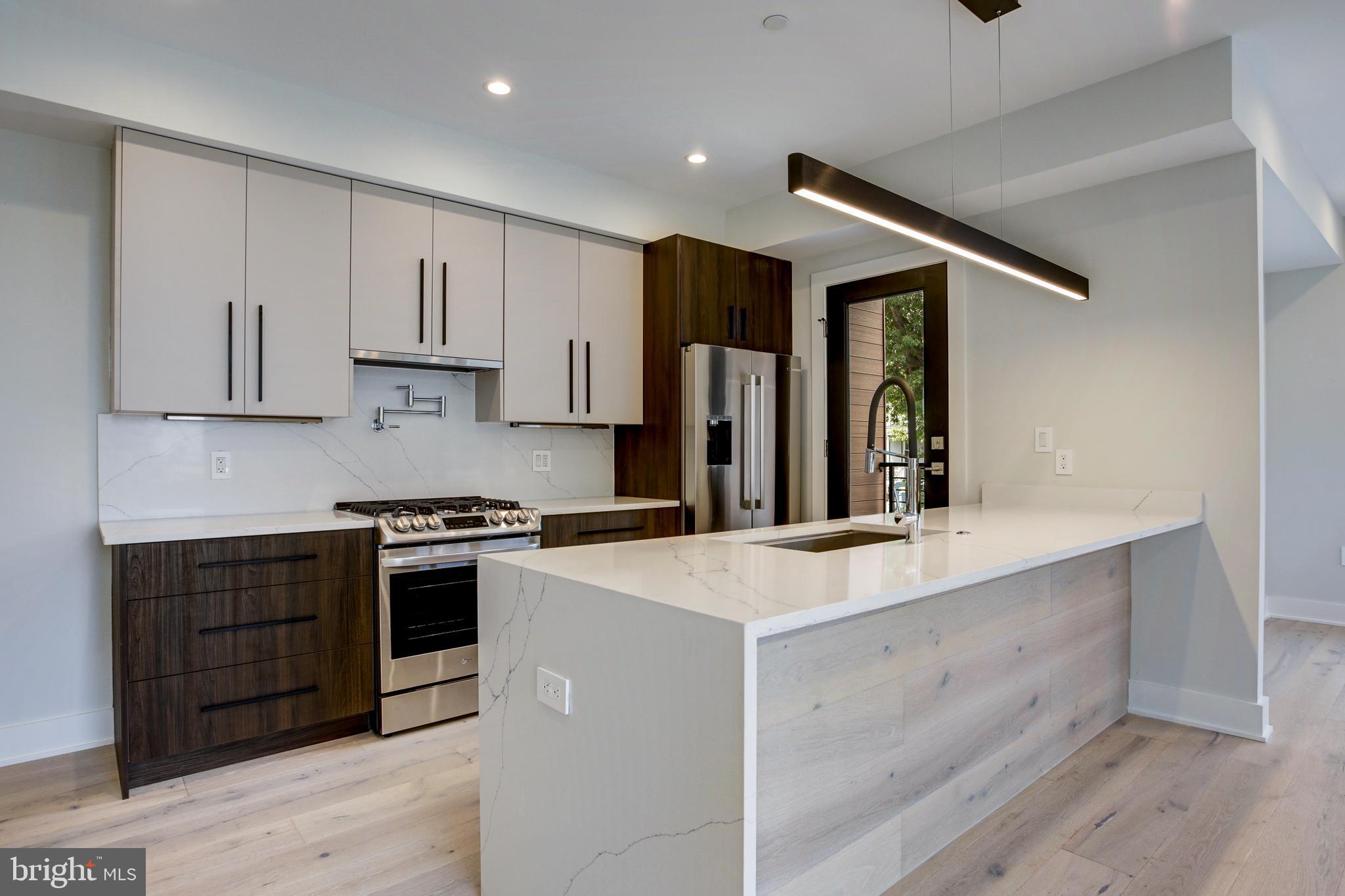 3933 14th Street Northwest, Unit 3 Washington, DC 20011 - Photo 9 of 31