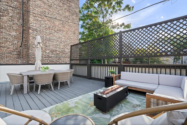 $899,000 | 878 North Marshfield Avenue, Unit 1, Chicago, IL 60622