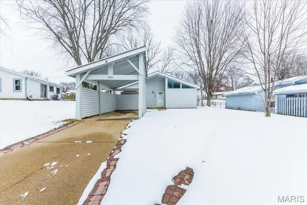 $130,000 | 2443 Blue Heron Drive, Florissant, MO 63031