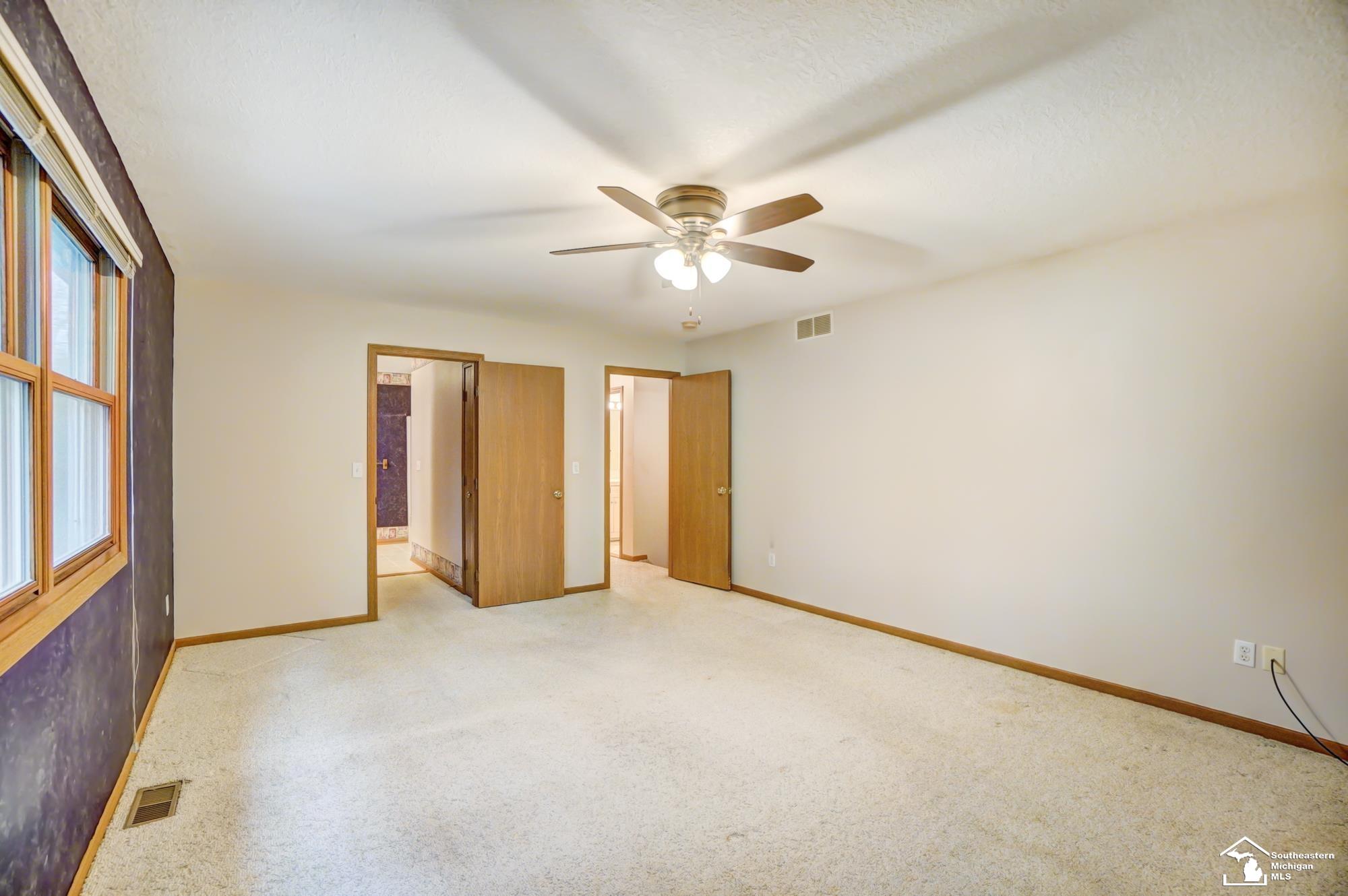1079 West Sterns Road Temperance, MI 48182 - Photo 13 of 34 50126127-12.JPG