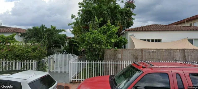 $1,800 | 8401 Crespi Boulevard, Unit 3, Miami Beach, FL 33141