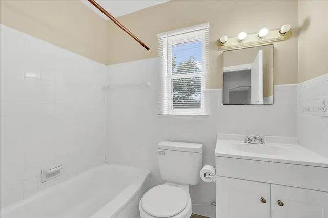 $225,000 | 307 Carleton Street, Lakeland, FL 33803