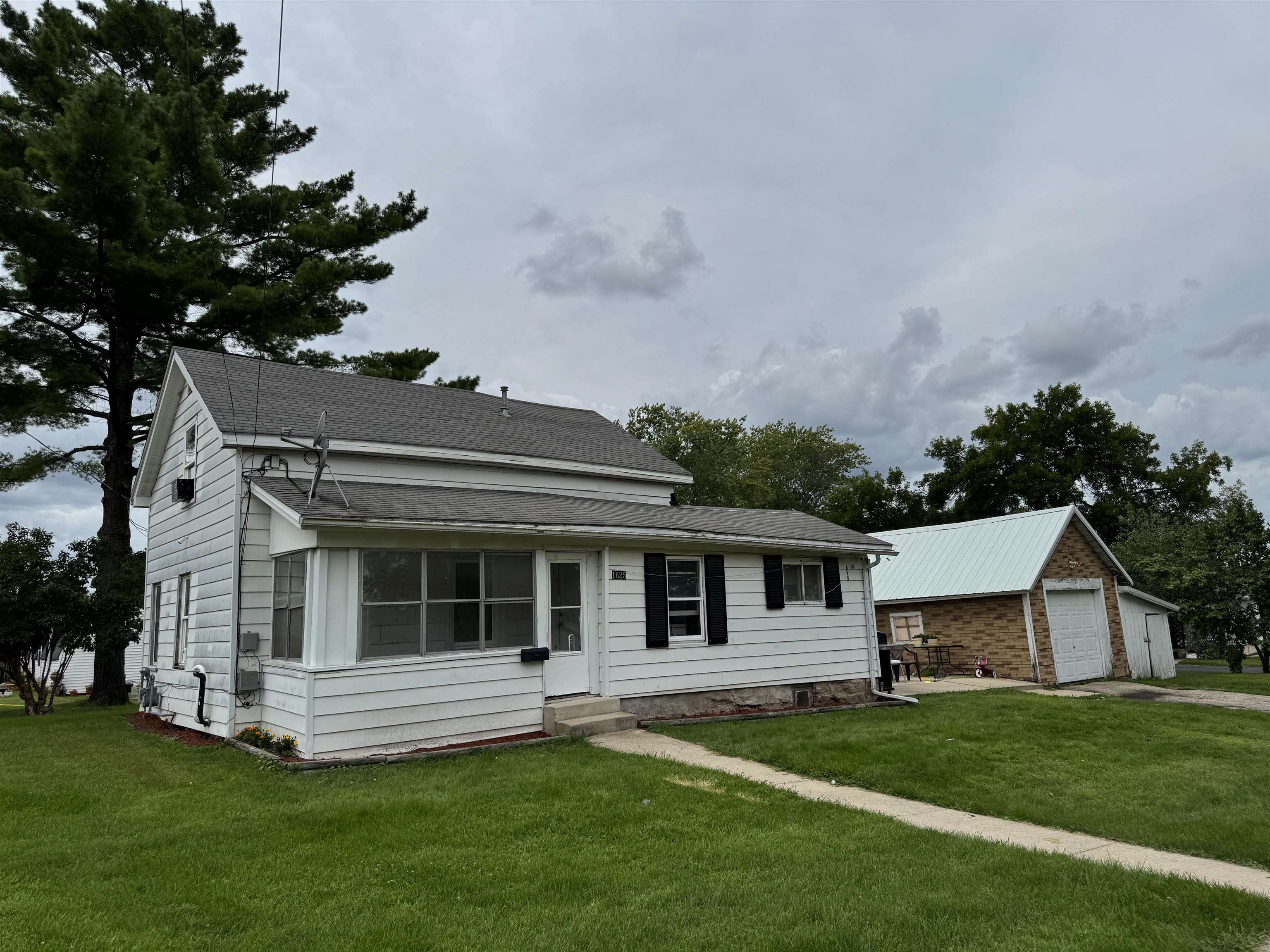 1625 10th Street Monroe, WI 53566 - Photo 1 of 7