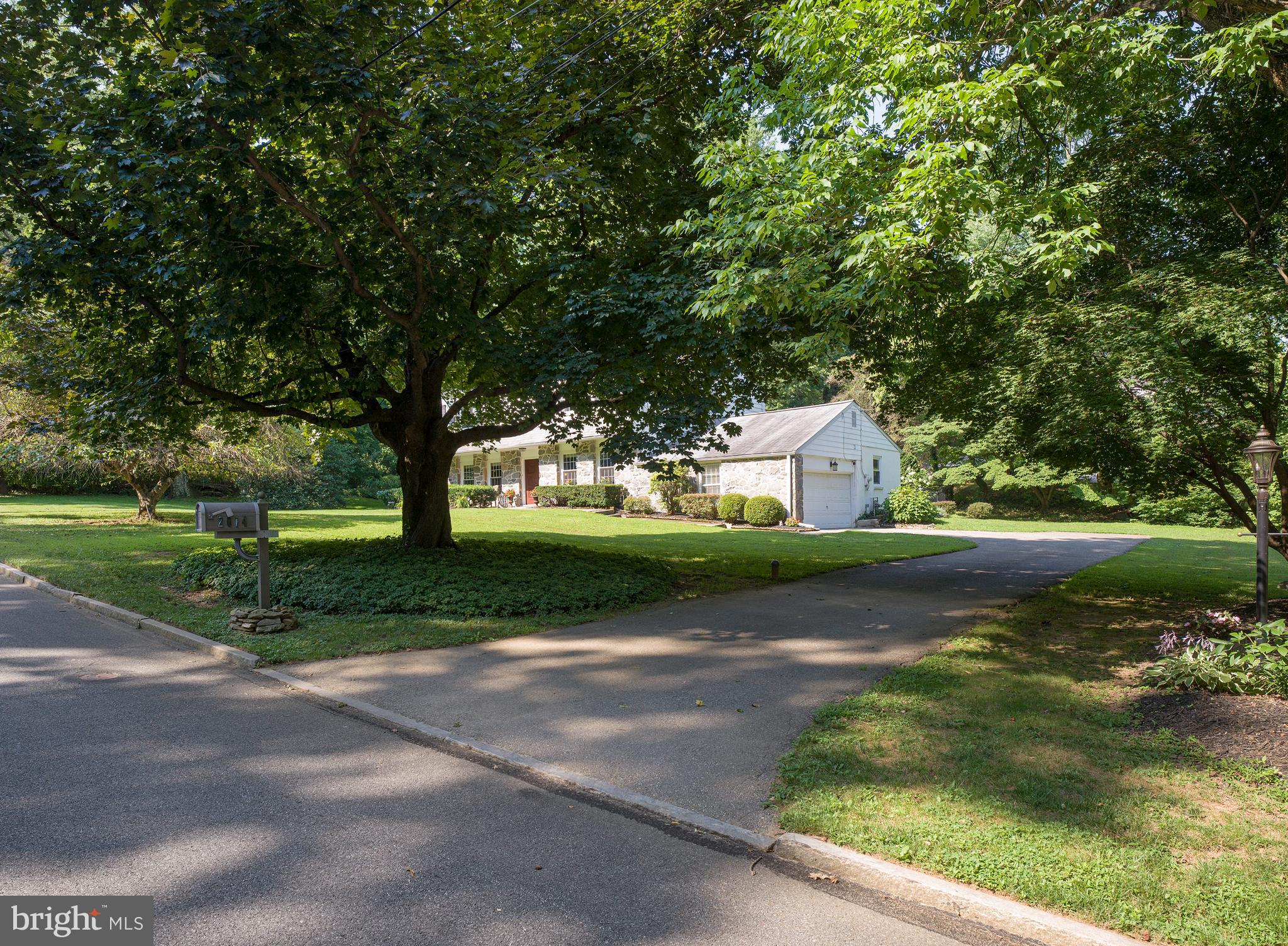 2014 Stone Ridge Lane Villanova, PA 19085 - Photo 24 of 24 Front View