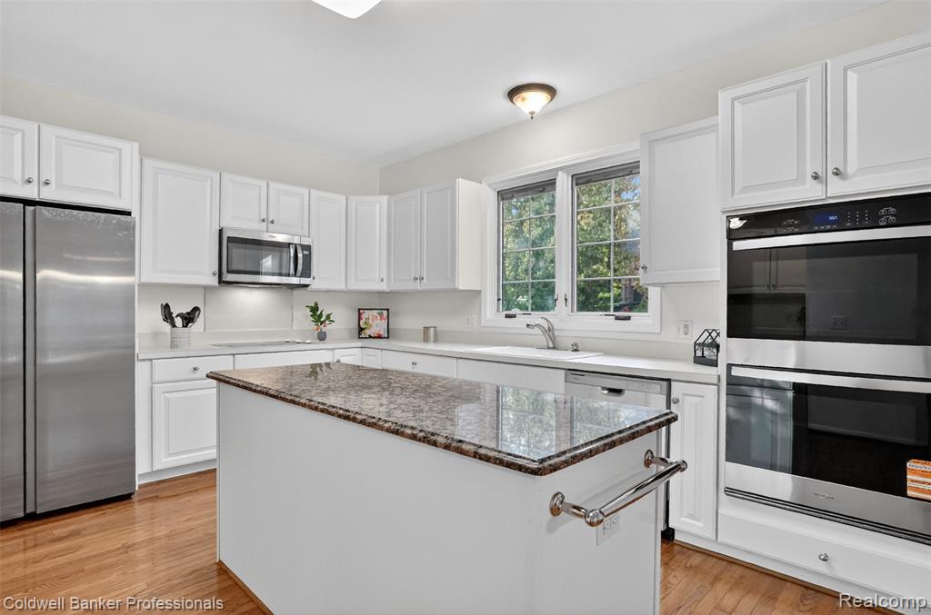 1357 Kentfield Drive Rochester, MI 48307 - Photo 19 of 71