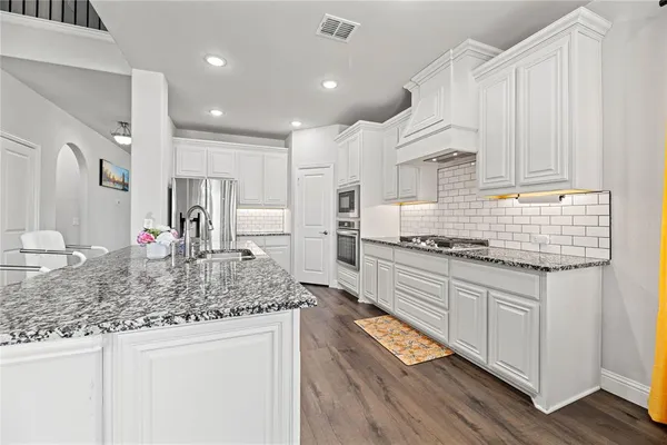 $3,600 | 612 Navo Road, Little Elm, TX 75068