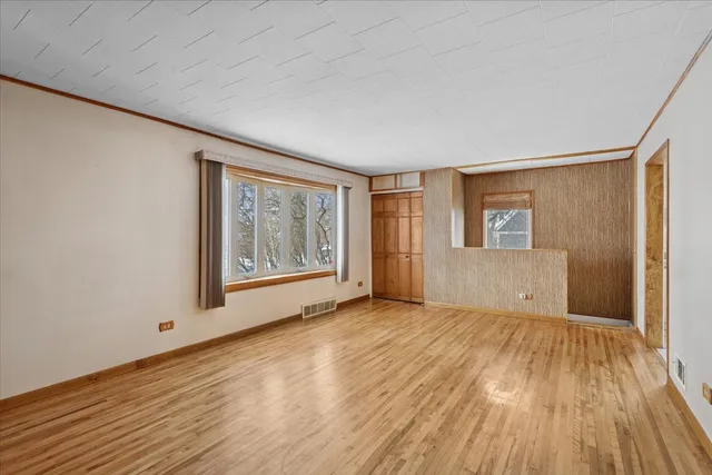 $450,000 | 11333 72nd Street, Burr Ridge, IL 60527