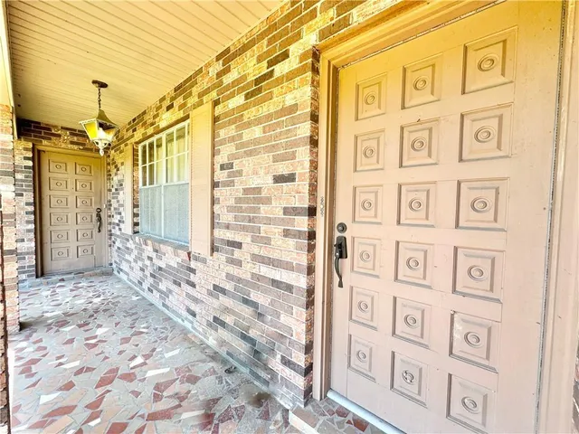 $500,000 | 30900 Highway 1064, Tickfaw, LA 70466